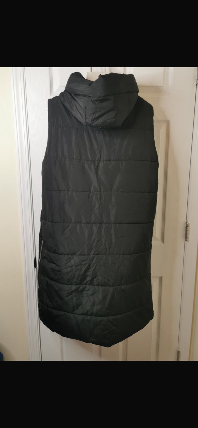 NEW! Women's Long Black Puffer Vest with Hood - photo 5
