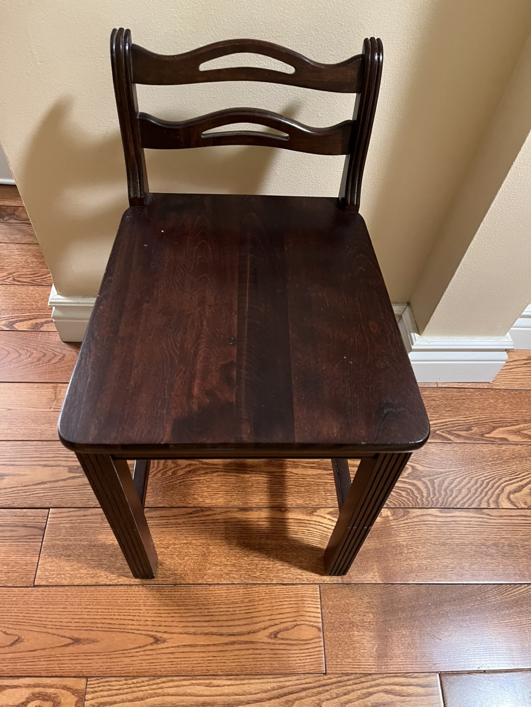 Child's Vintage Hedstrom Wooden Chair