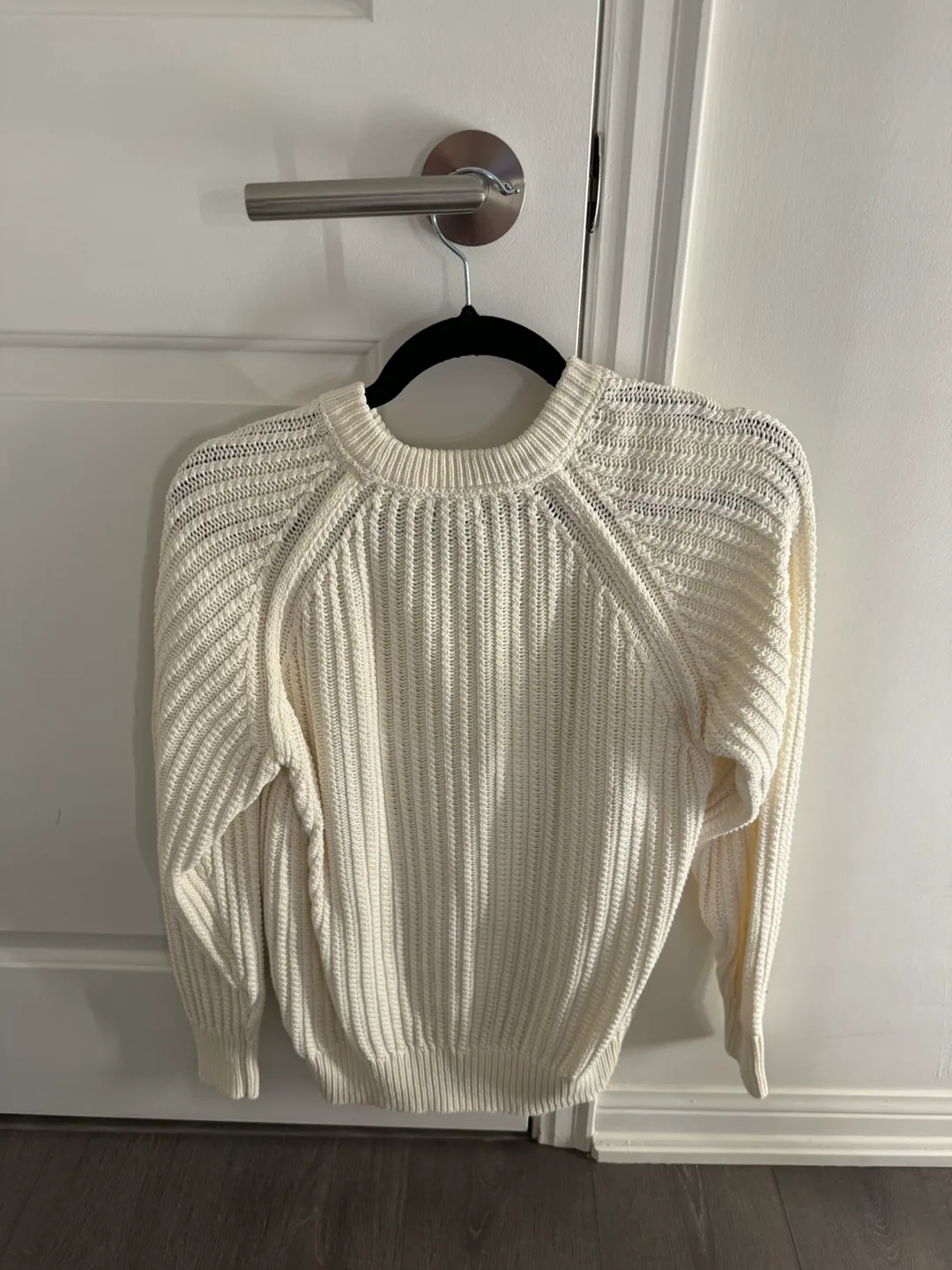 Small White Sweater image indicator(2)