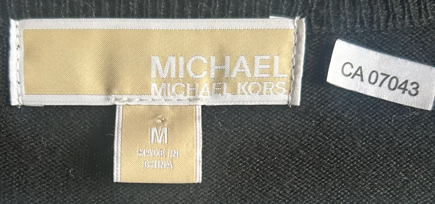 🏈 Michael Kors Black Cardigan Sweater Size Medium image indicator(2)