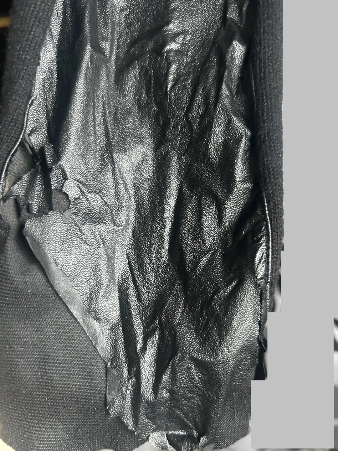 🏈 Michael Kors Black Cardigan Sweater Size Medium image indicator(3)