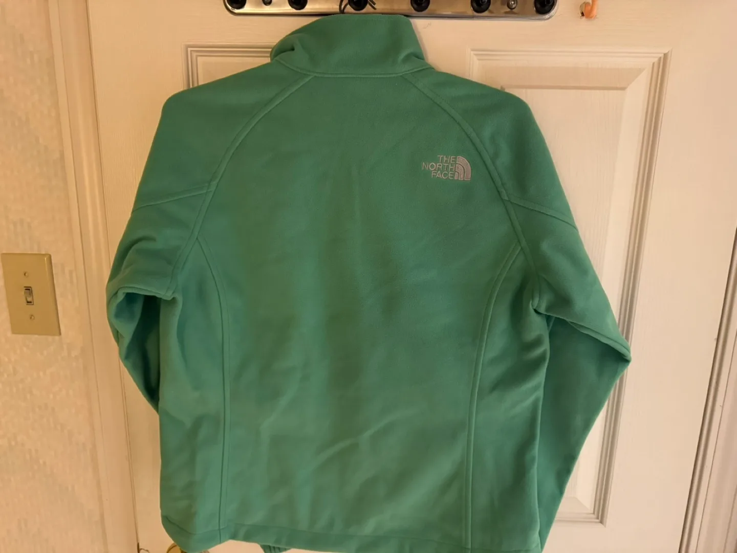 🏈 The North Face Jacket image indicator(2)