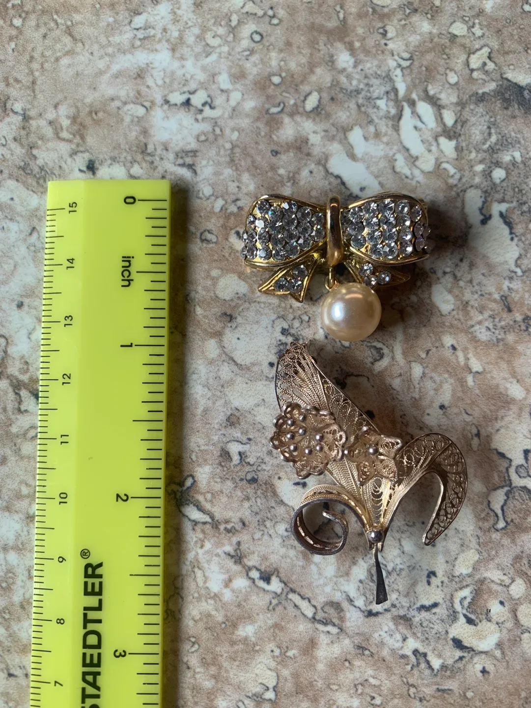 Mixed Lot of Brooches - 5 pieces 🏈 image indicator(2)