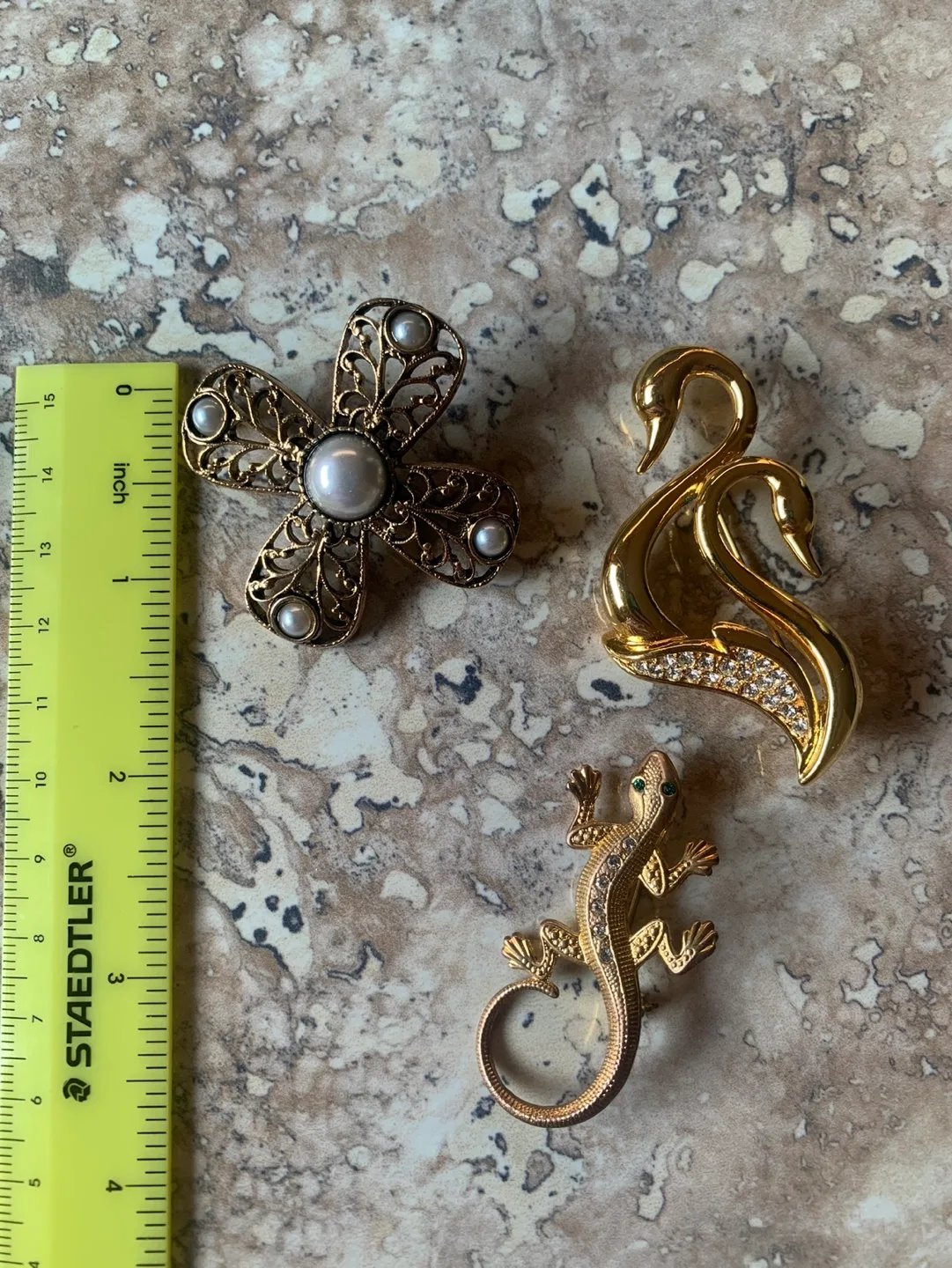 Mixed Lot of Brooches - 5 pieces 🏈 image indicator(3)