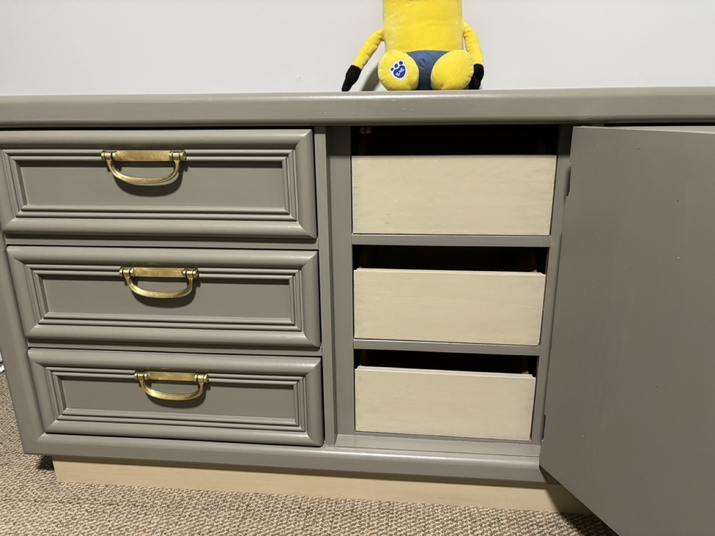 Sklar Peppler Dresser and Nightstand Set - Vintage Refinished - photo 3