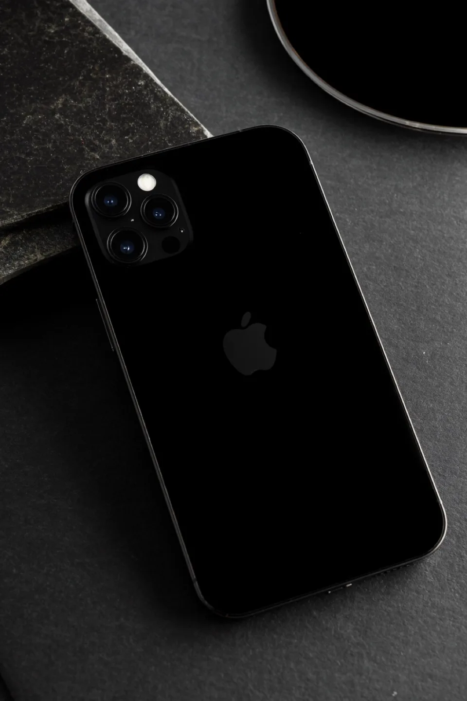 iPhone 13 Pro Black image indicator(7)