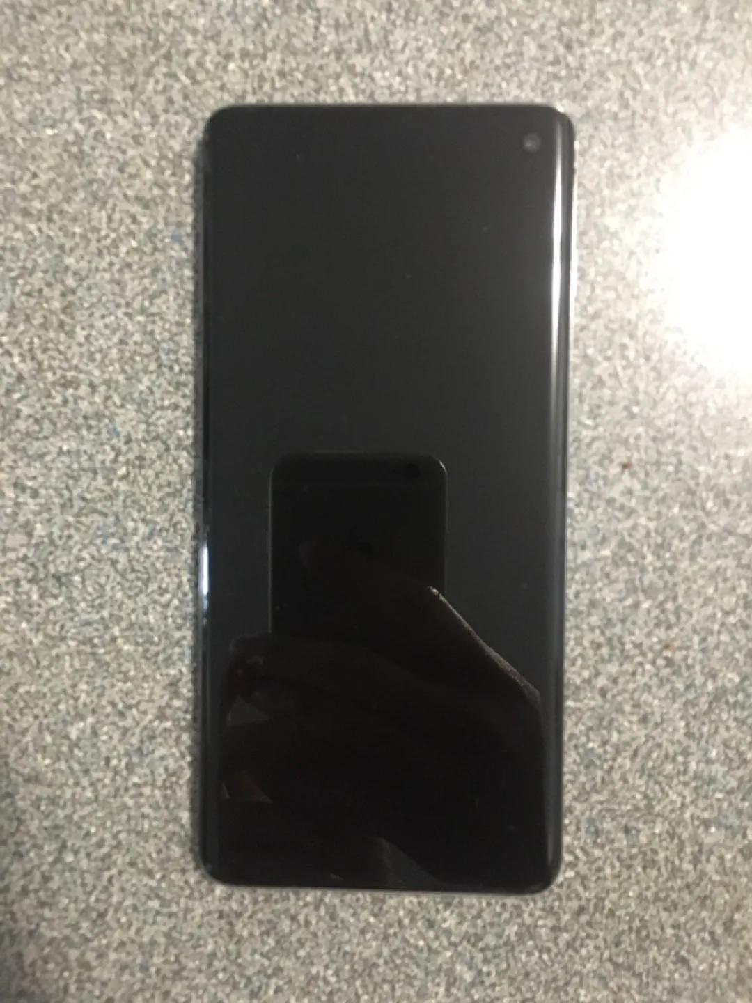 Samsung galaxy s10 (used/unlocked) 128GB with phone case image indicator(2)