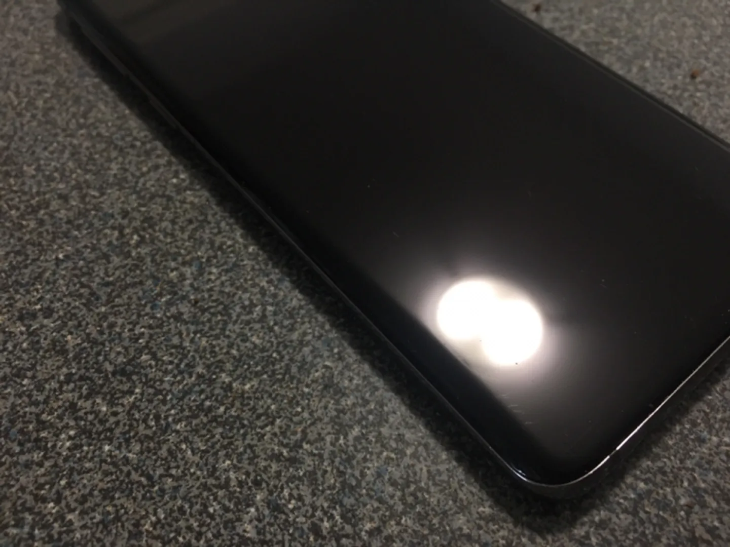 Samsung galaxy s10 (used/unlocked) 128GB with phone case image indicator(9)