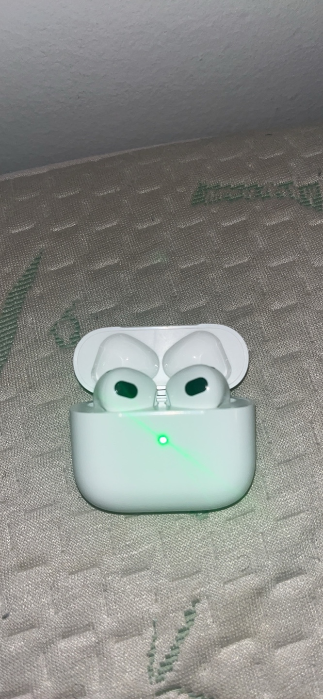Apple AirPods Pro (3rd Generation) [READTHE DESCRIPTION] - photo 3
