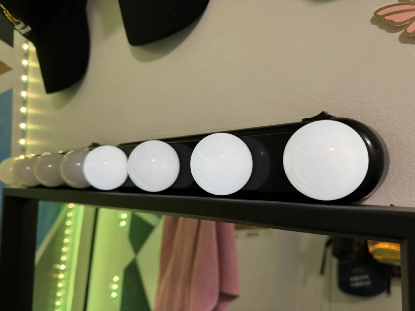 Vanity Mirror LED Light Bulbs image indicator(2)