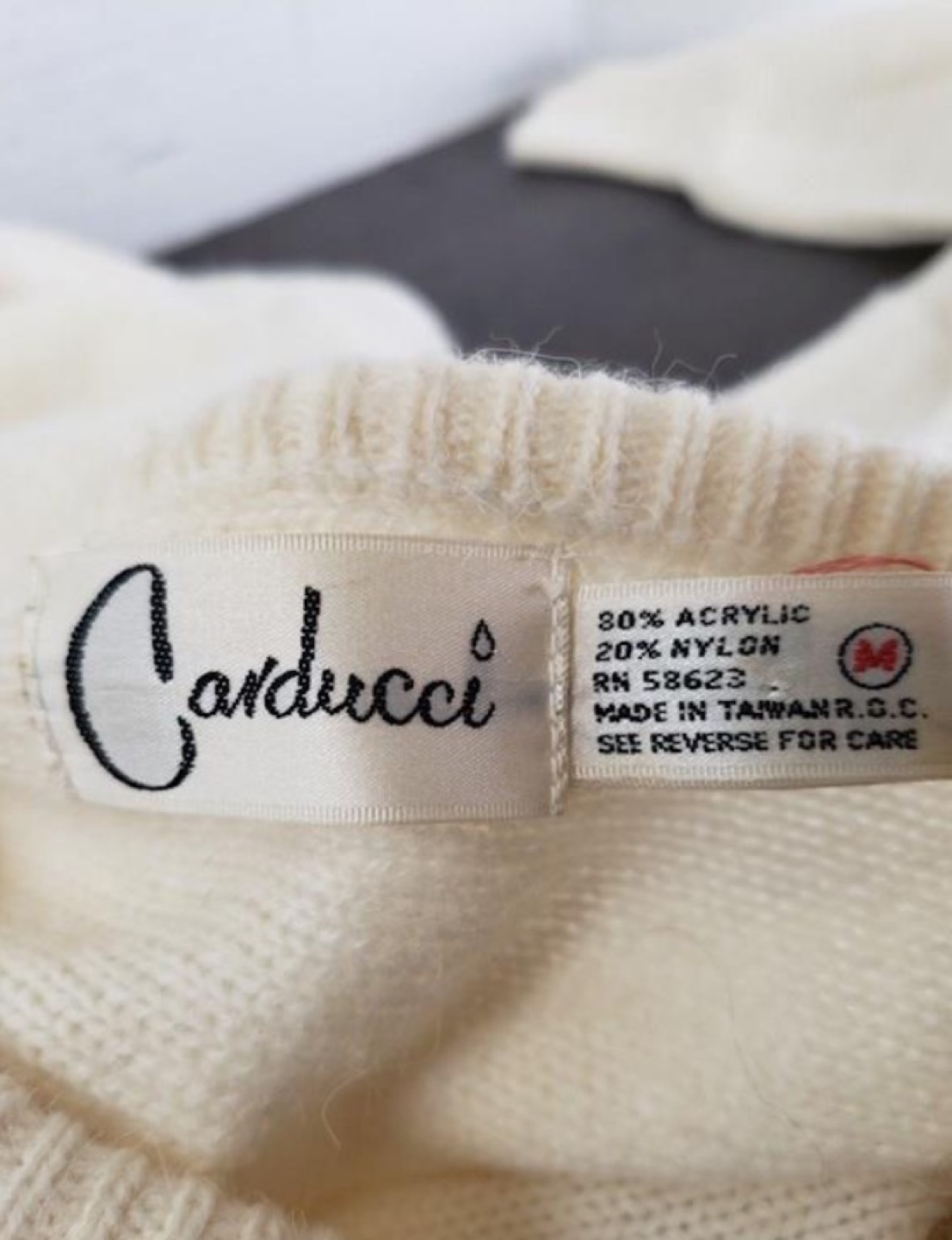 Vintage Canducci Cream Sweater w/Pearl & Floral Embellishments - photo 3