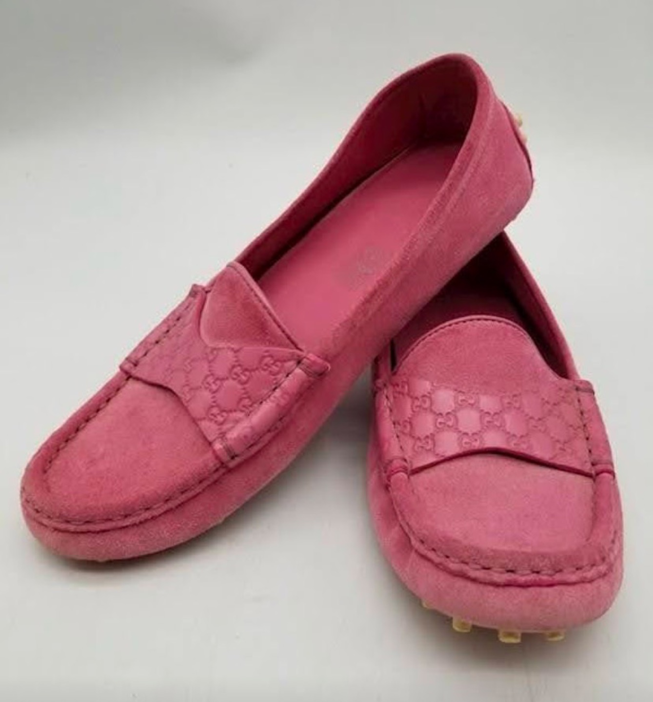 Gucci Pink Suede Loafer Flats Size 6