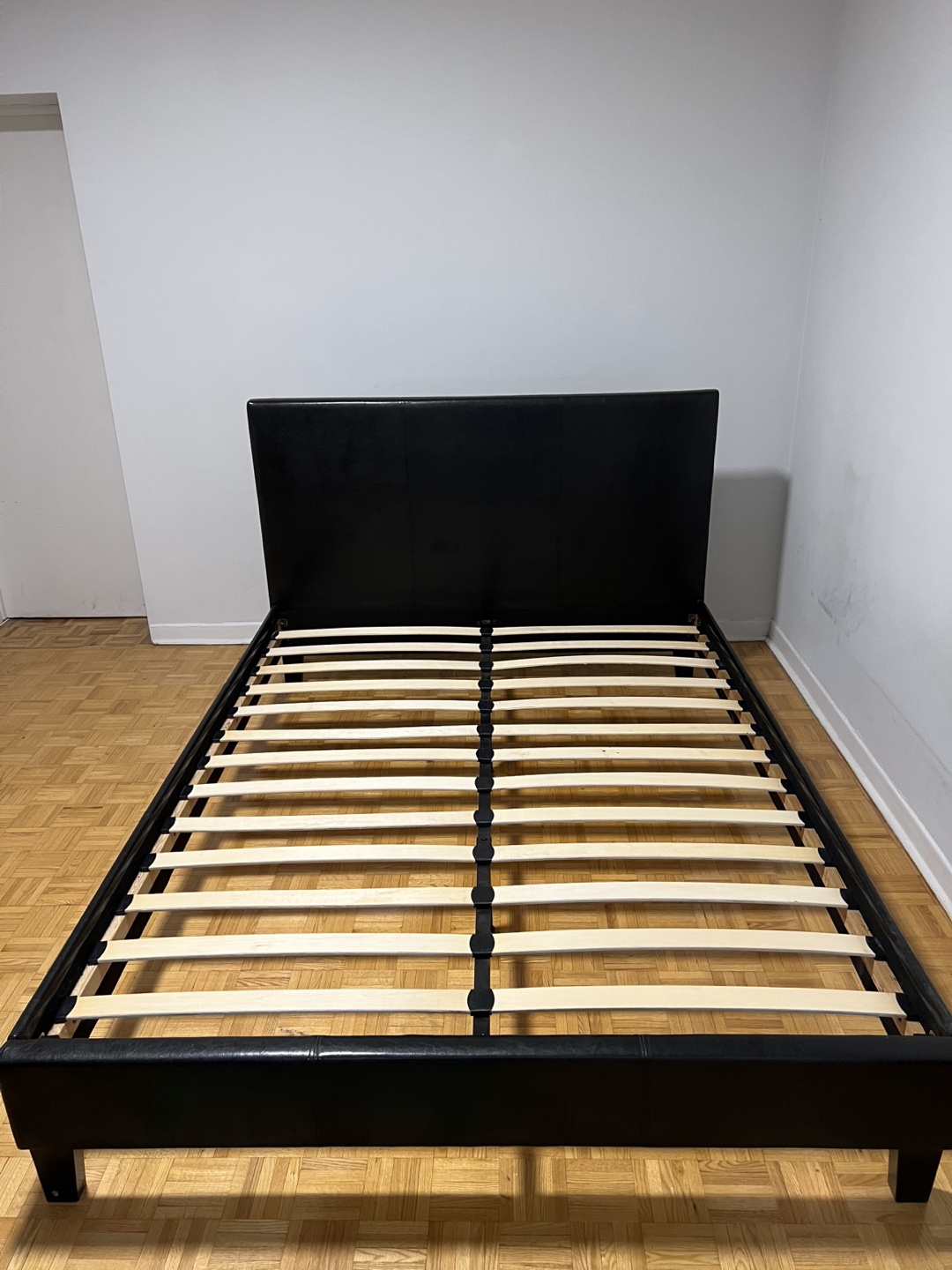 Queen Size Bed frame - Wood/Espresso Colour