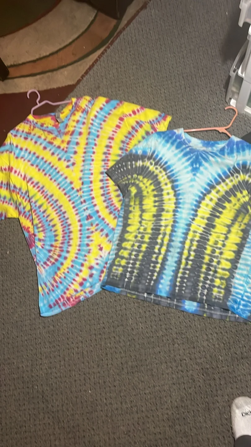 Professional Tie Dye Apparel and Custom printing image indicator(3)