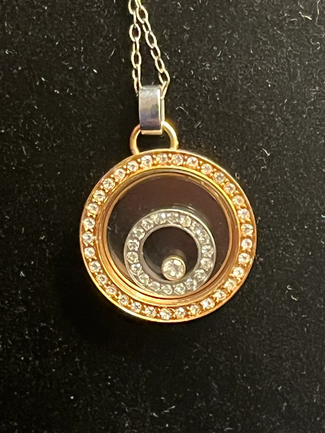 🏈 In the style of Chopard Happy Diamonds necklace image indicator(6)