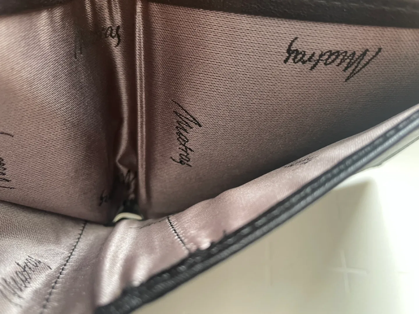 Men's Black Leather Wallet -  Brand New image indicator(3)