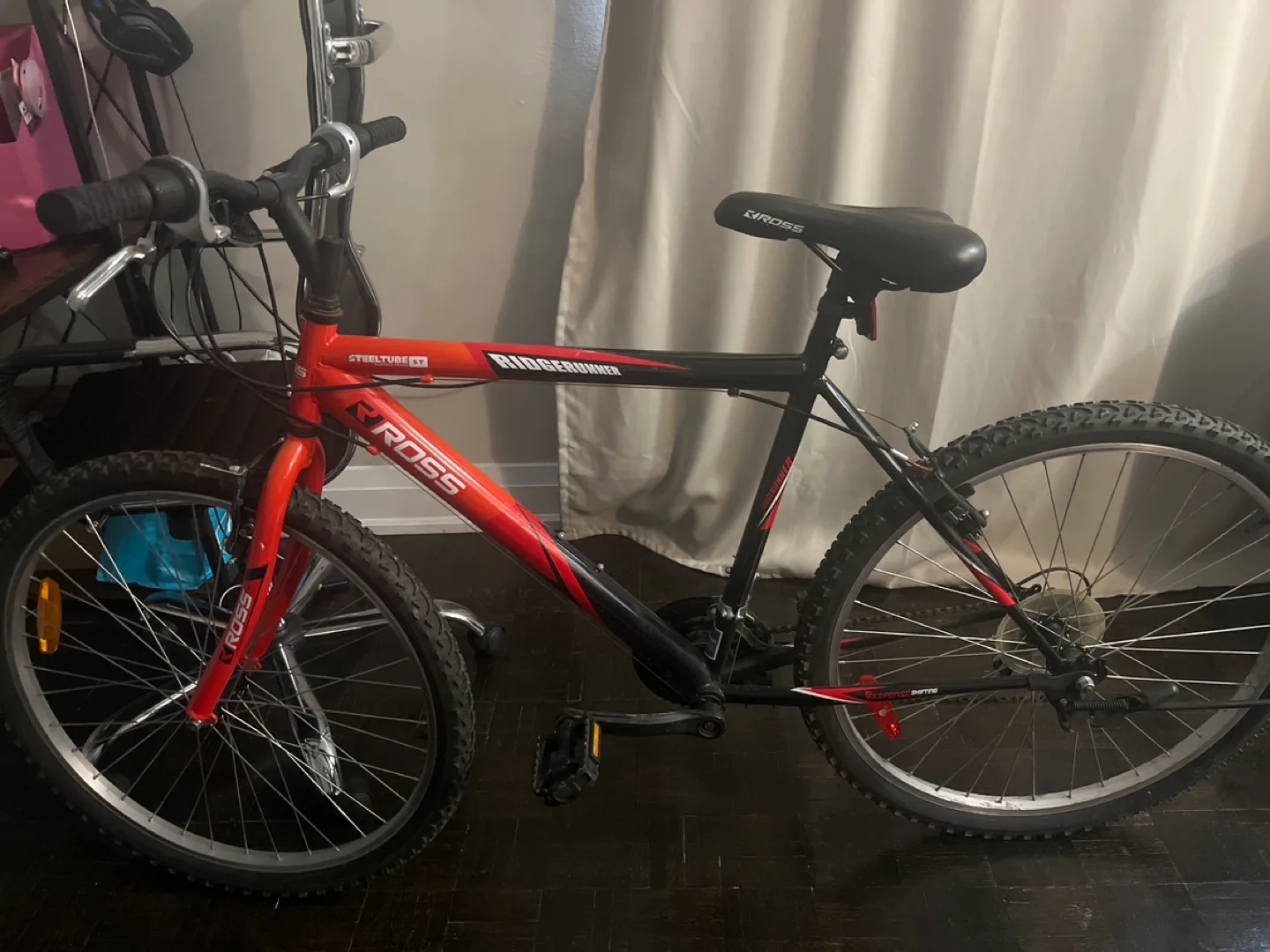 Ross RidgeRunner Mountain Bike image indicator(2)