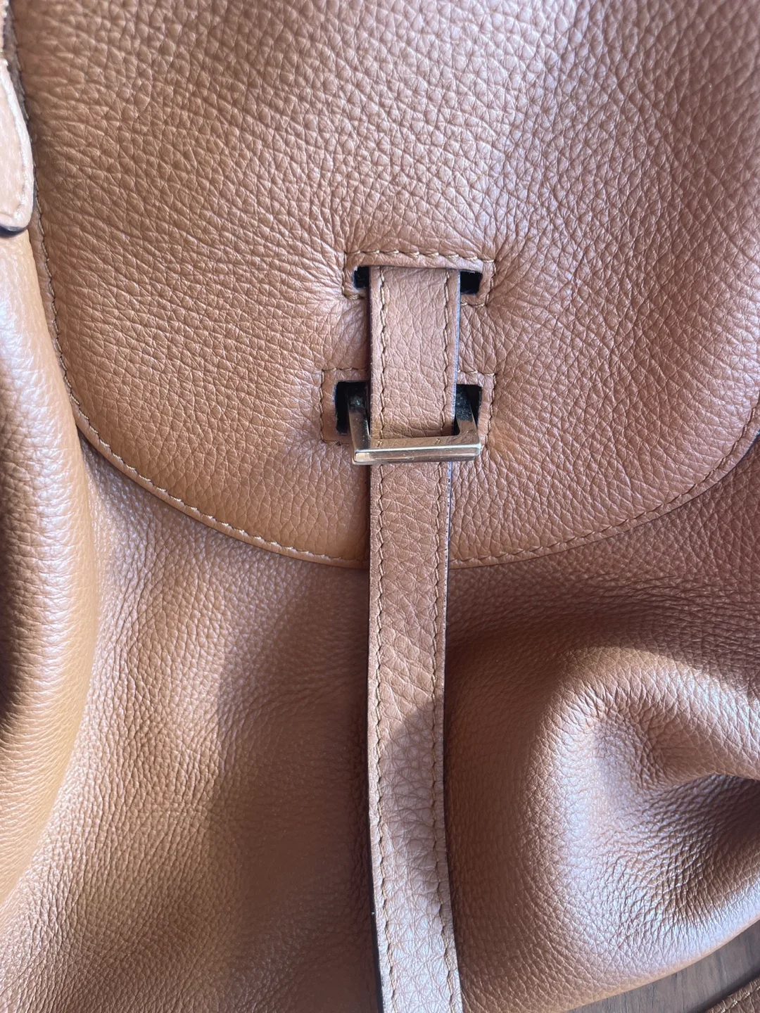 Leather Bag image indicator(4)