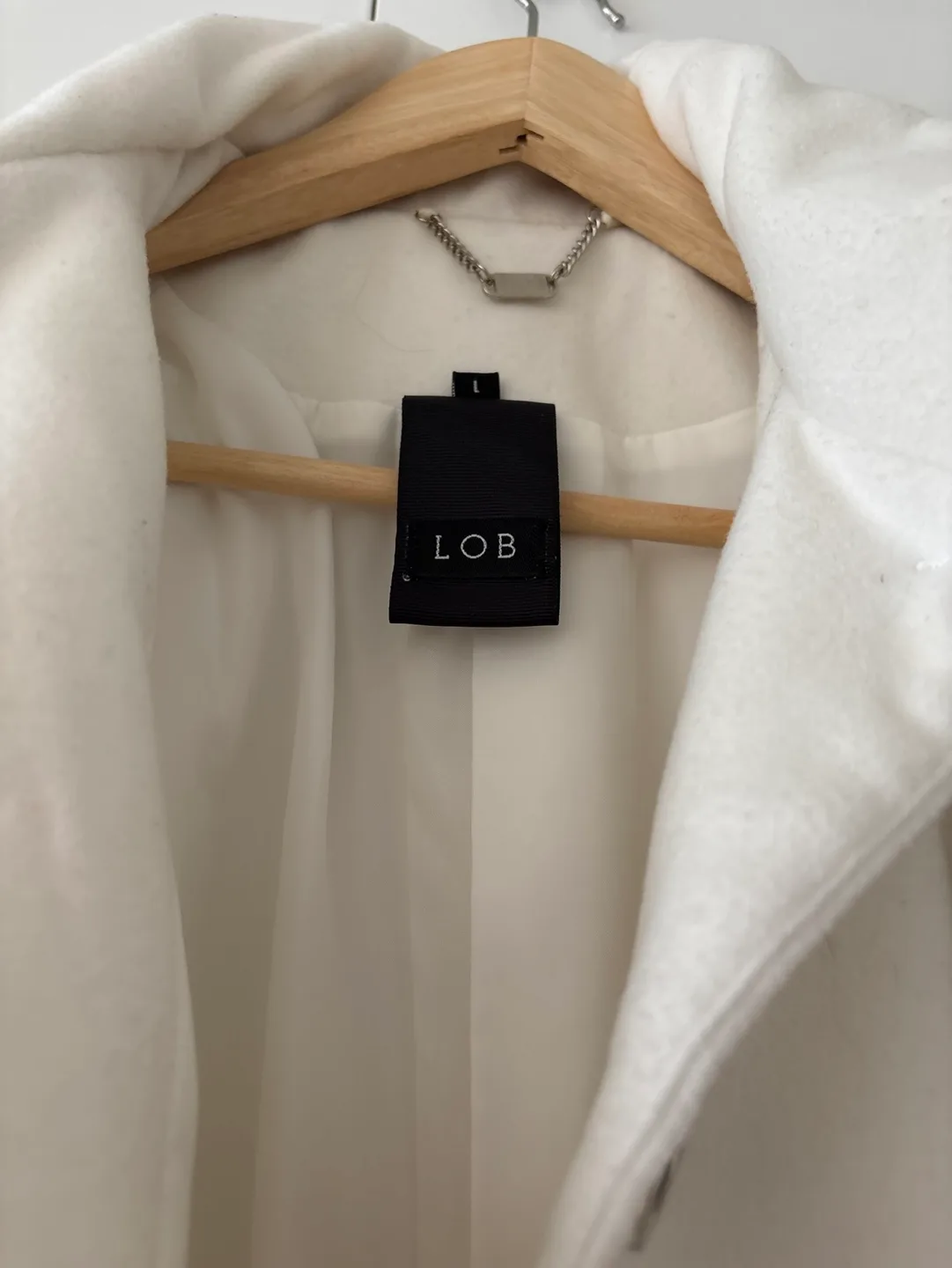 LOB White Peacoat image indicator(3)