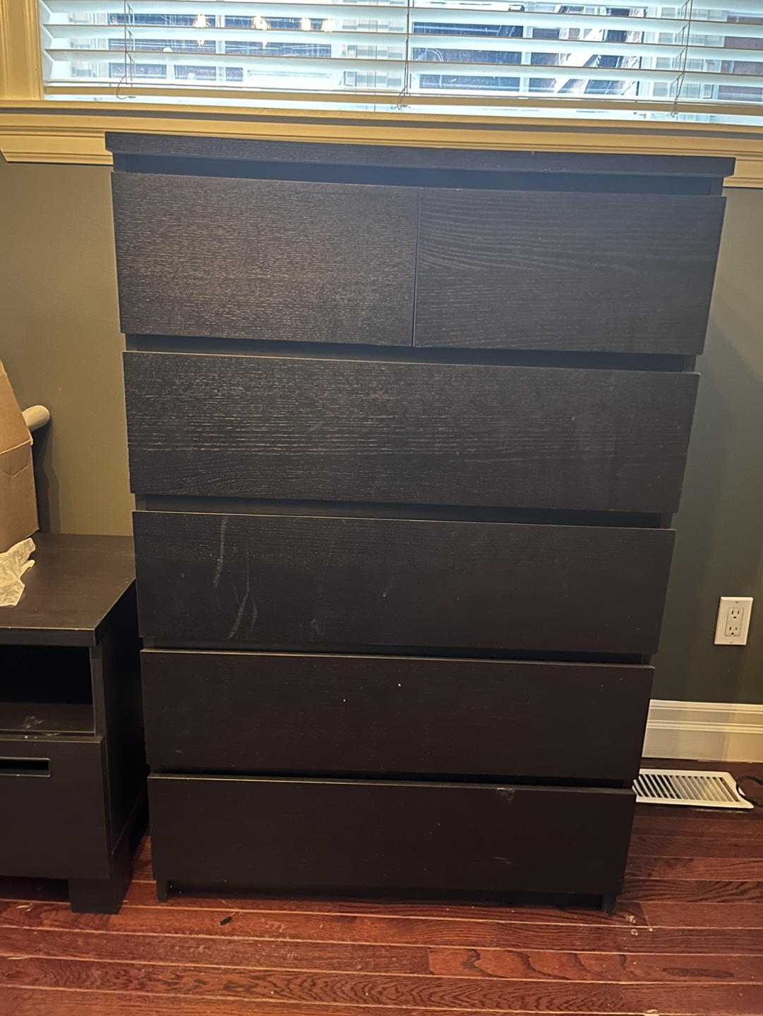 Black five-drawer dresser - photo 4