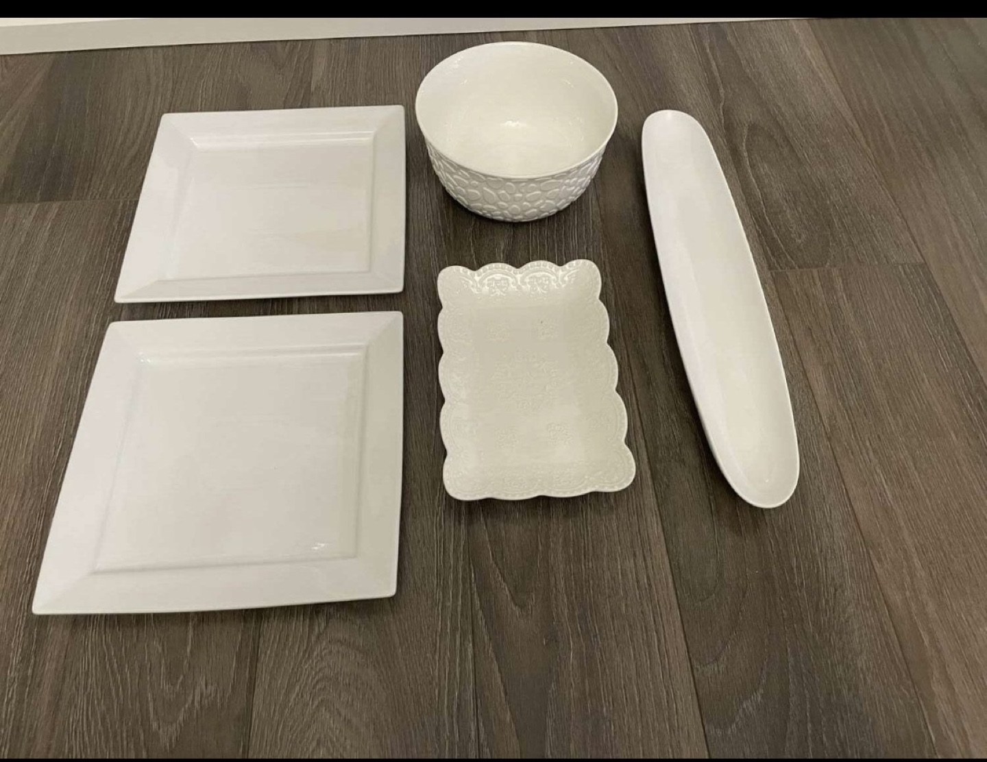 White Ceramic Dinnerware Set
