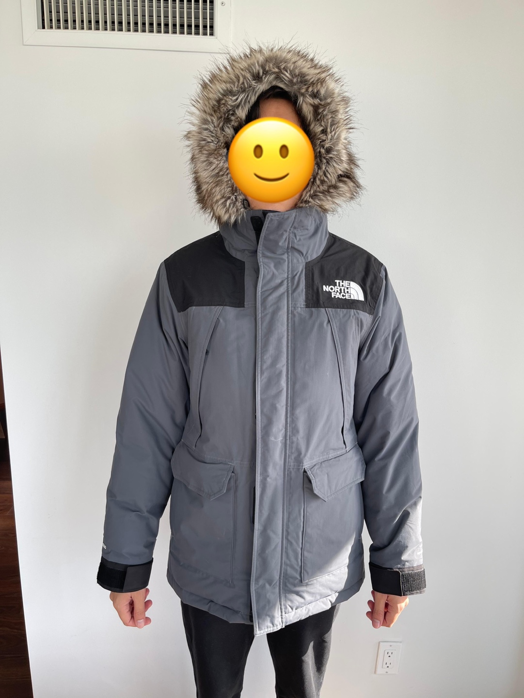 The North Face McMurdo Parka - Grey - Men's Size S - photo 4