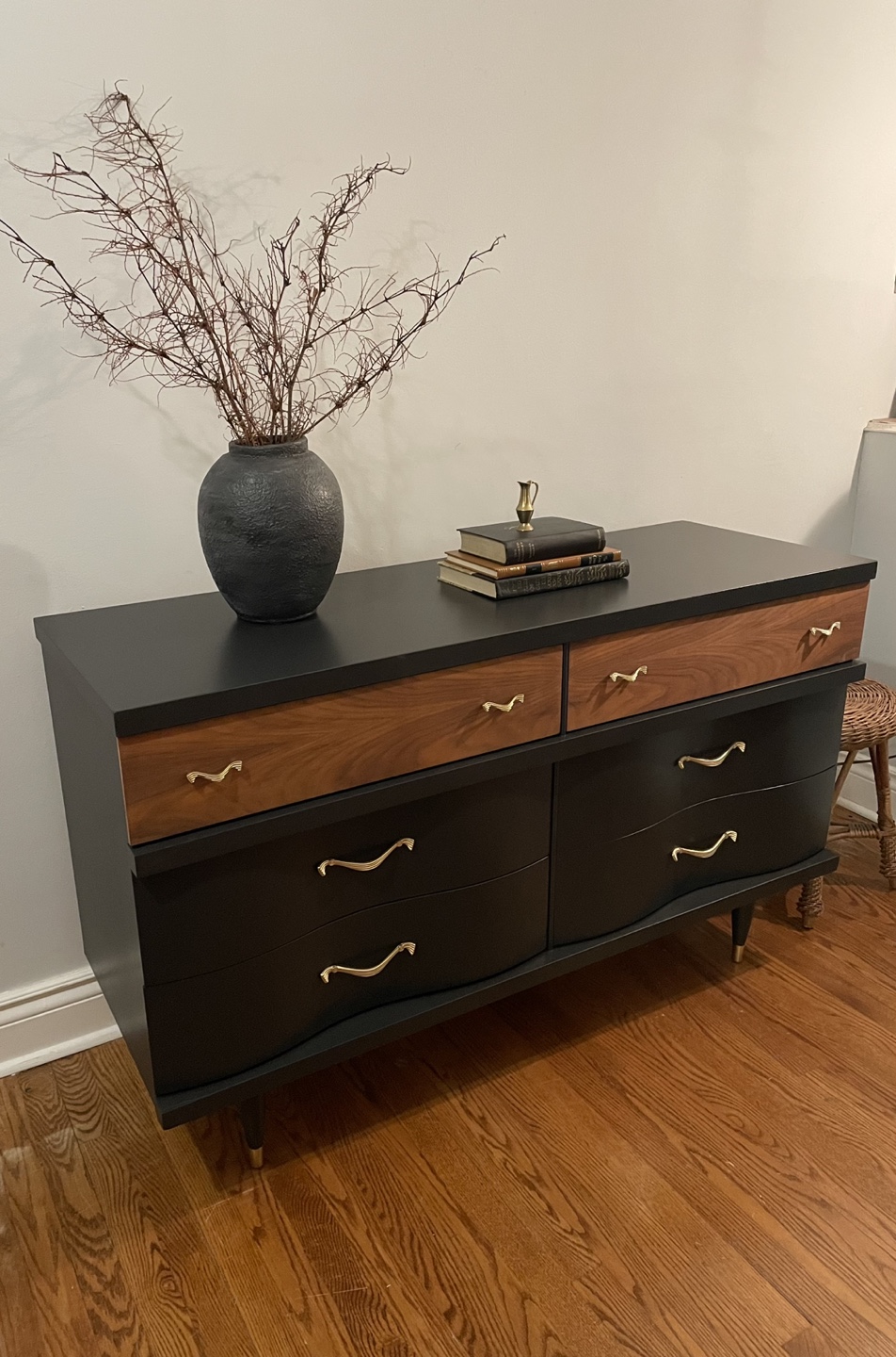 Mid Century Modern Dresser/Sideboard - photo 2