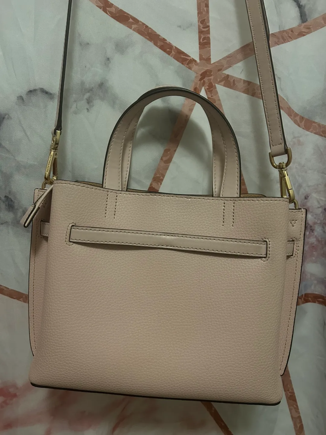 Michael Kors Pink Leather Handbag image indicator(5)