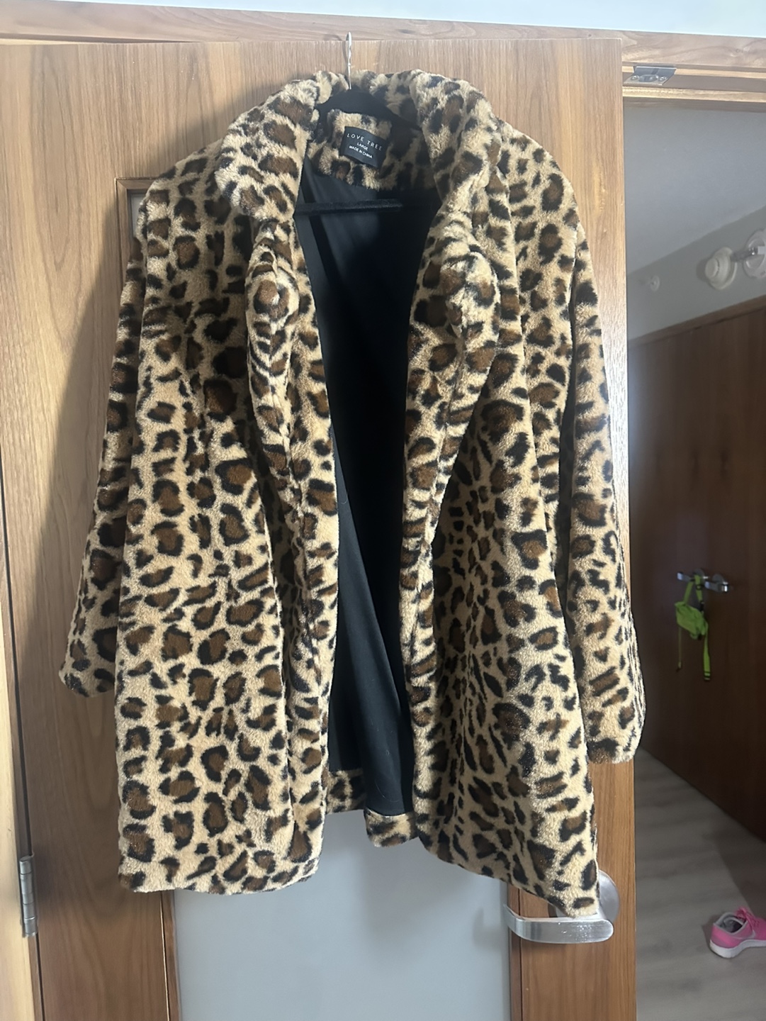 Love Tree Leopard Print Faux Fur Coat - Size Large