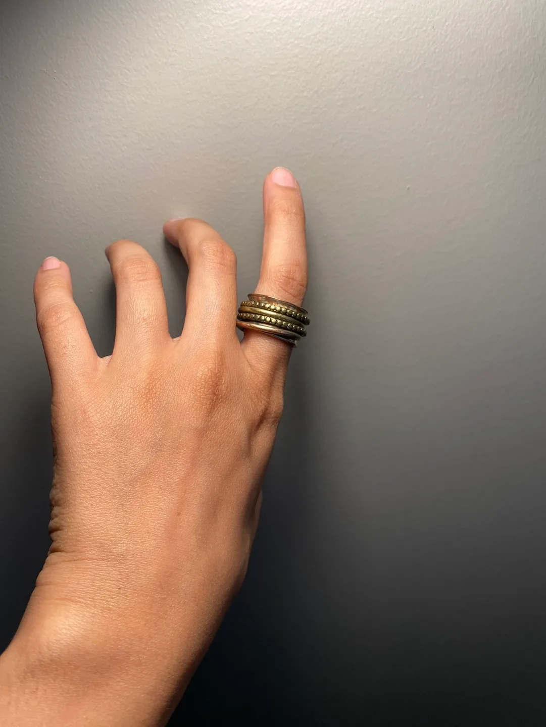 Lucky brand stamped chunky brass toned ring🏈 image indicator(3)