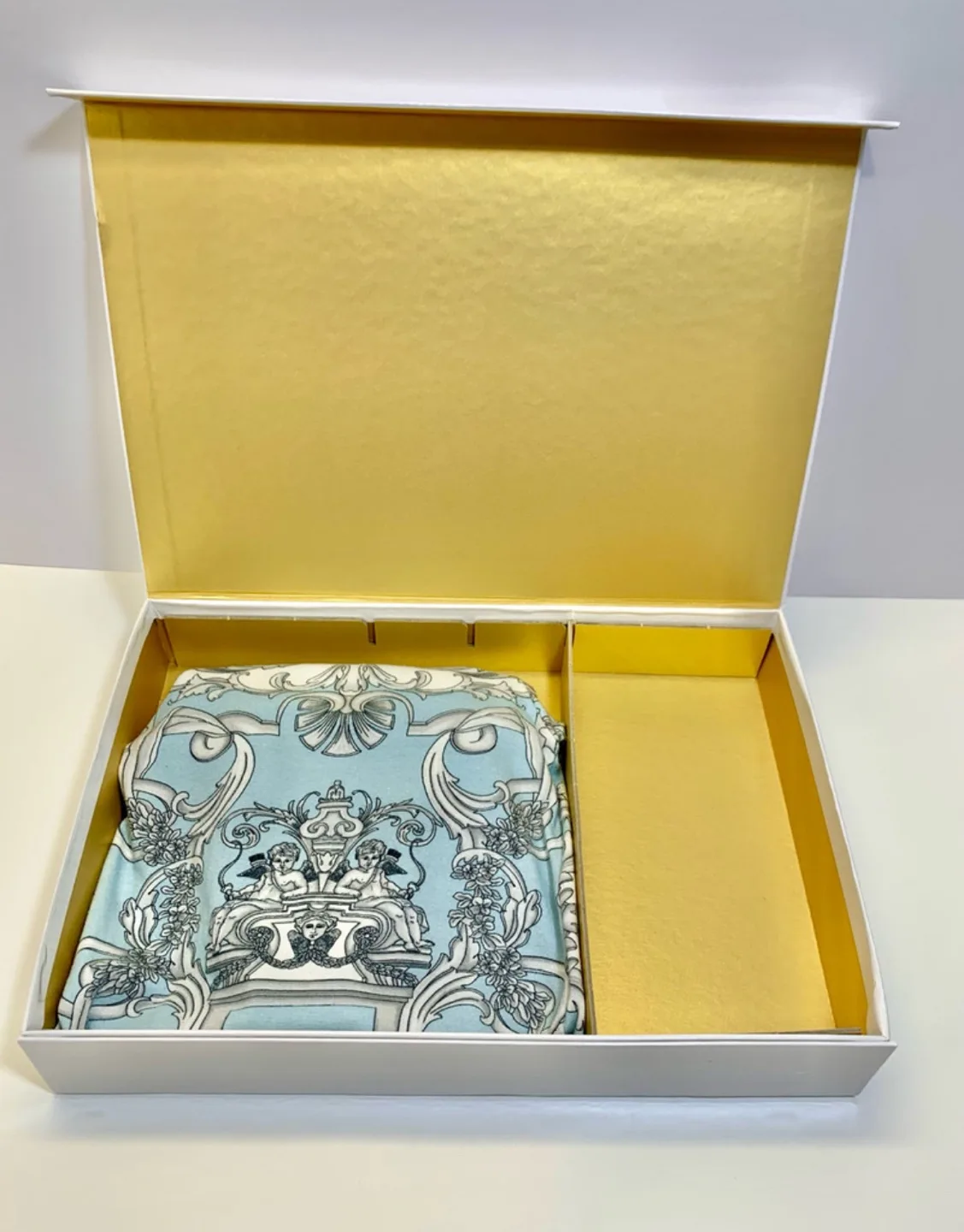 Versace Baby Boy Sleeper Onsie Sleepsuit image indicator(9)