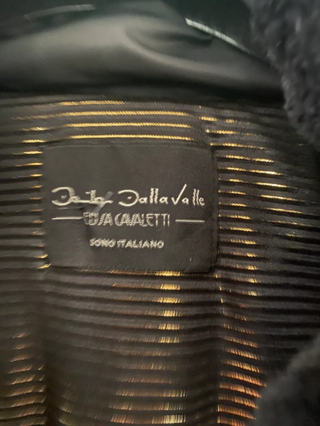 Elisa Caberti Sono Italino Faux Fur Trim Coat image indicator(8)