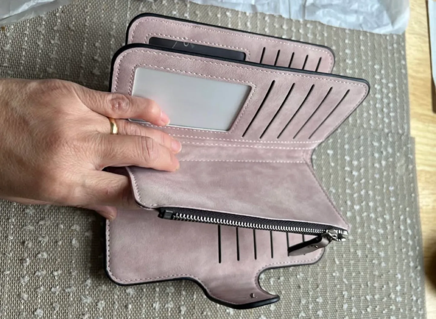 🏈 Women's Blush Pink  Wallet image indicator(4)