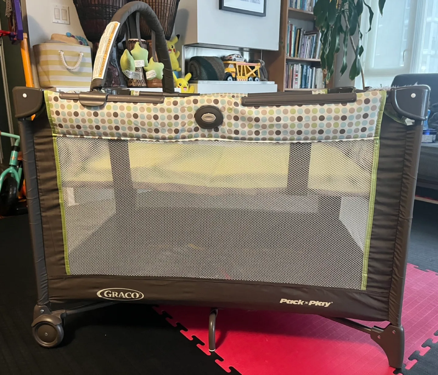 Graco Pack 'n Play Playard image indicator(2)