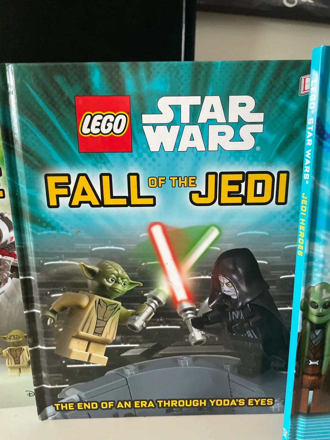 Lot of 7 LEGO Star Wars Books image indicator(6)