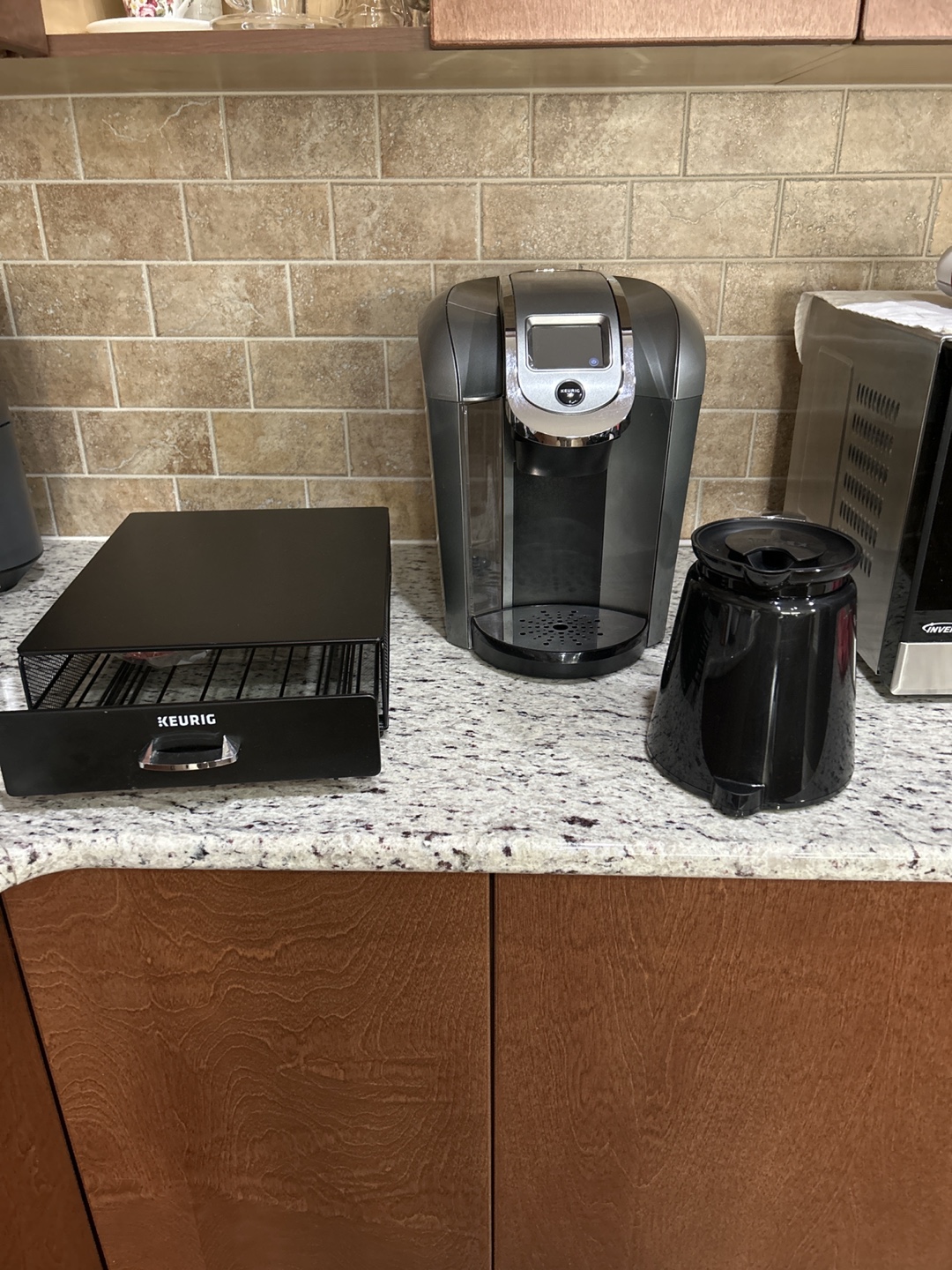 Keurig K200 Coffee Maker with Accessories - photo 4