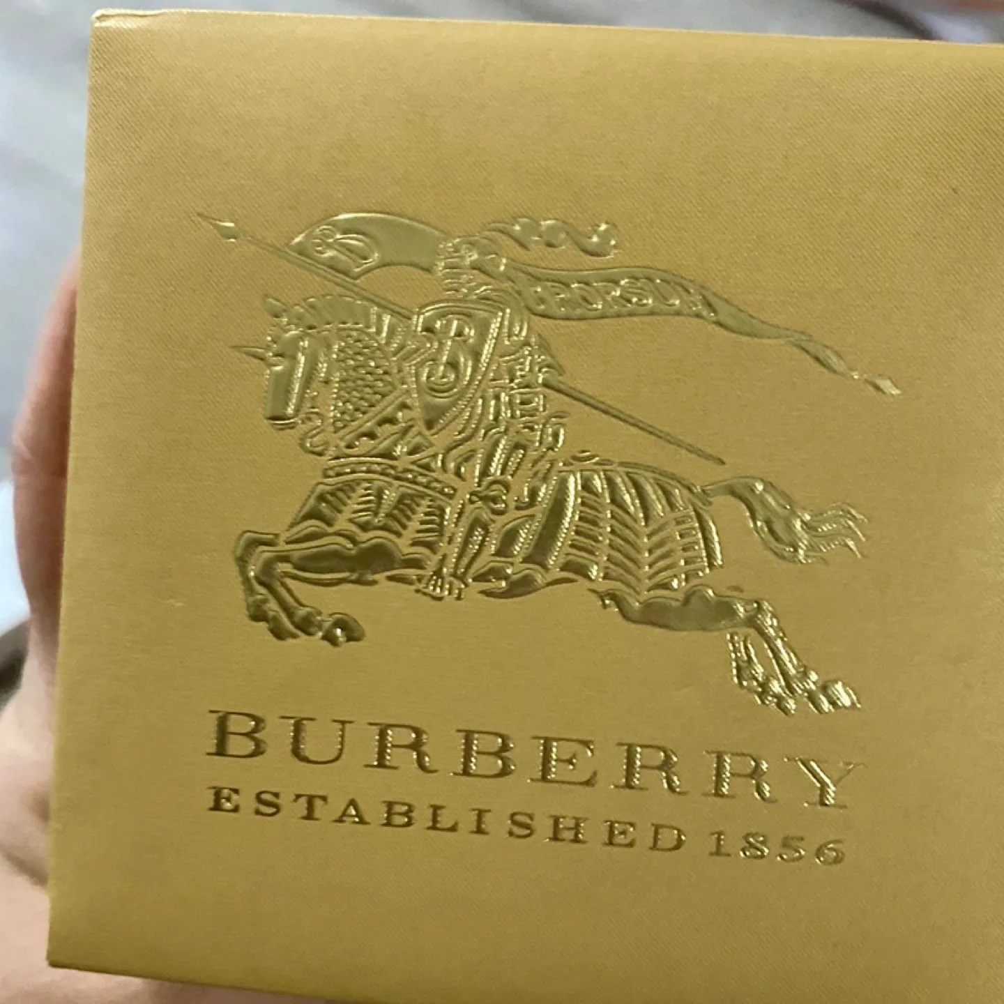 Burberry Women's Swiss-Made Watch image indicator(5)