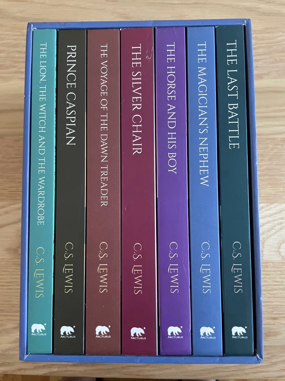 The Chronicles of Narnia Collection Box Set image indicator(2)