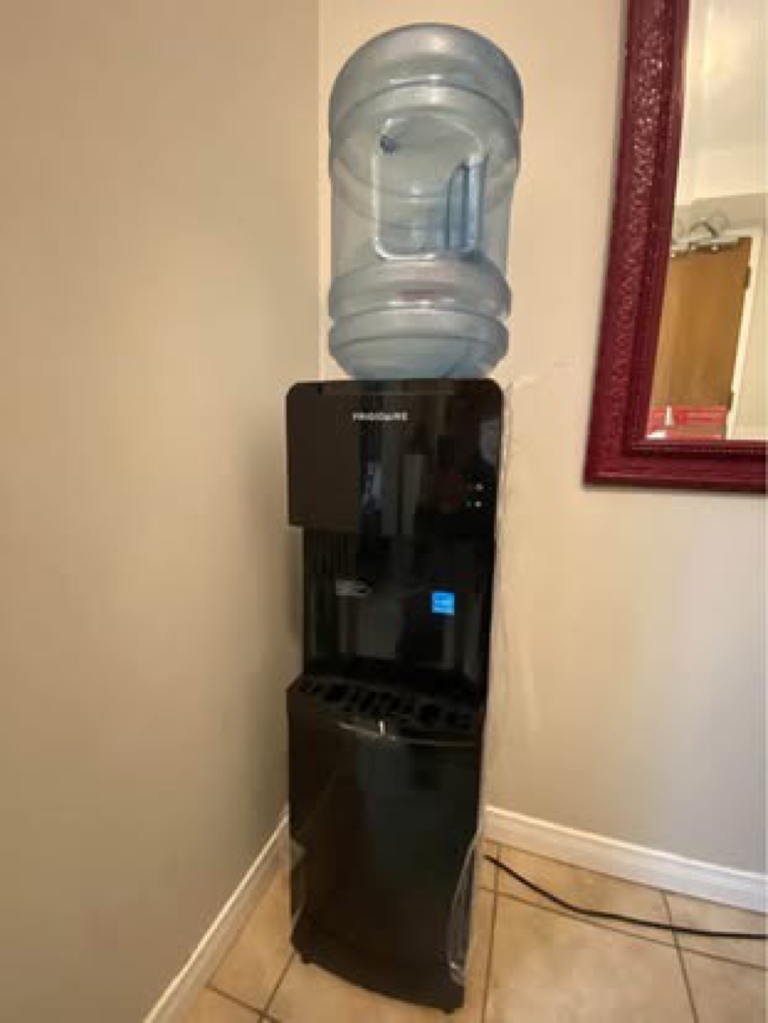 Frigidaire Hot and Cold Water Dispenser