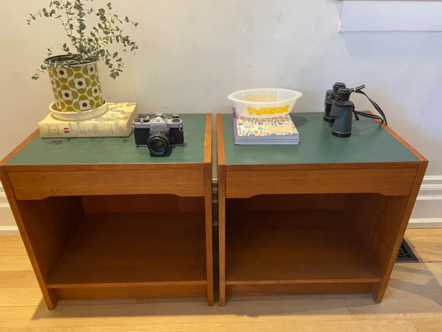 Pair of Mid-Century Modern Nightstands thumbnail