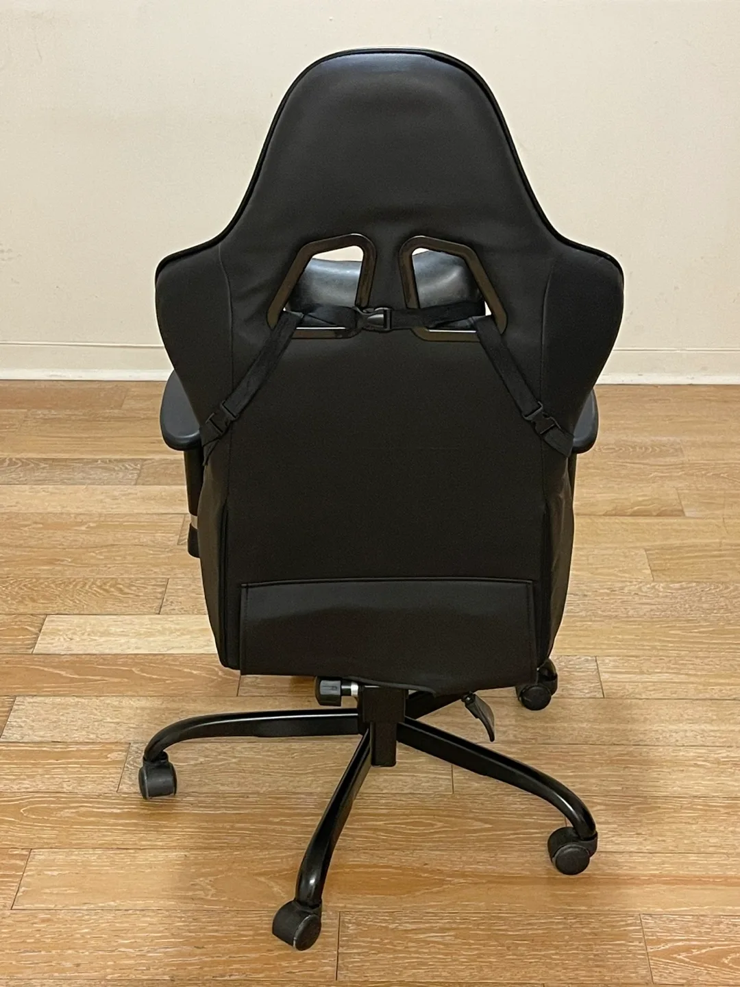 Gaming Chair with Footrest - Black Leather image indicator(5)