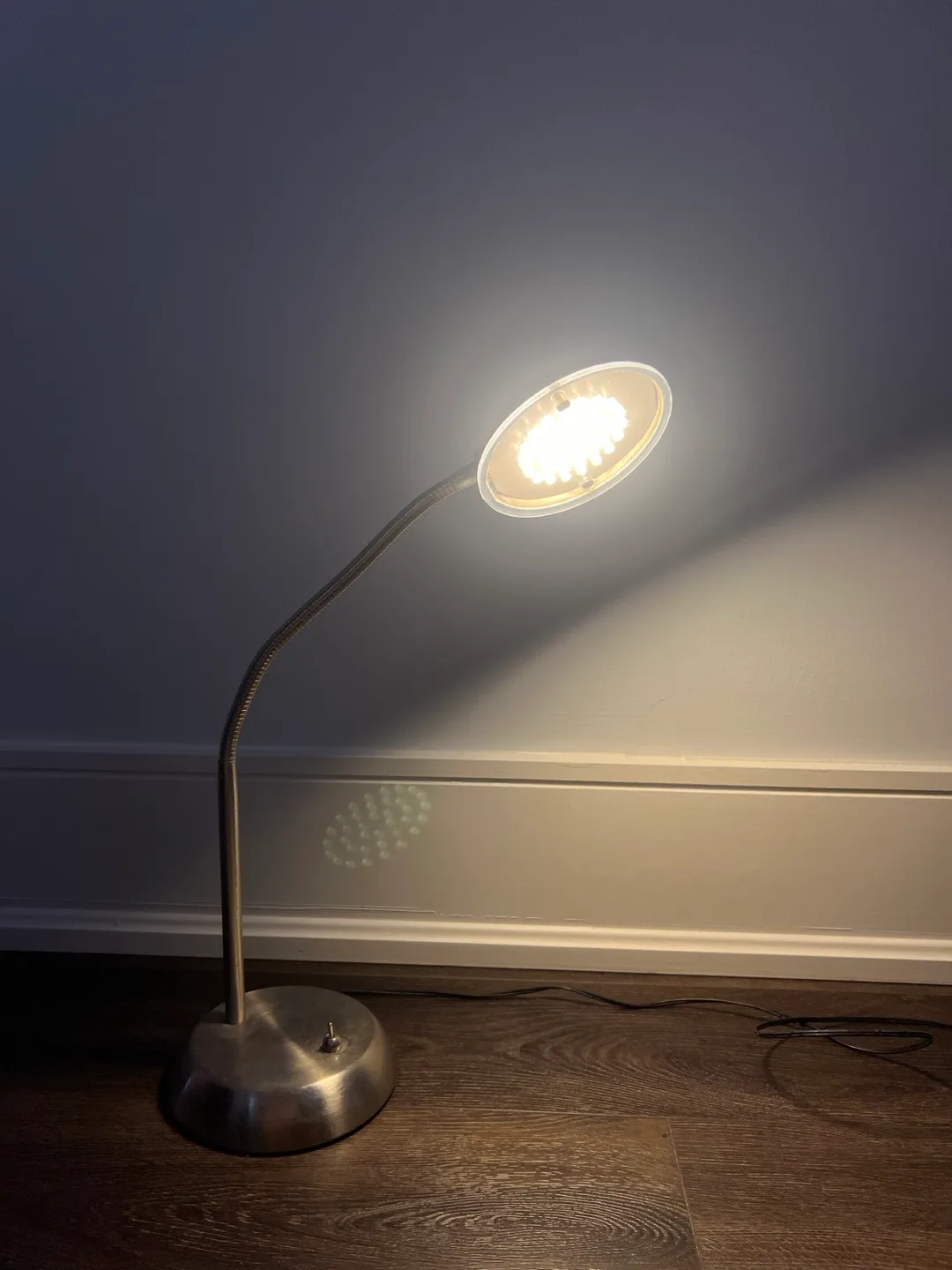 LED Desk Lamp with Flexible Gooseneck image indicator(2)