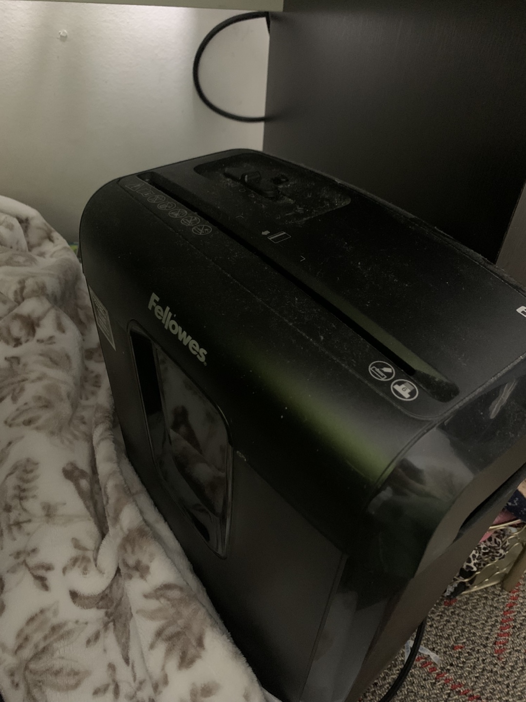Paper Shredder - photo 2