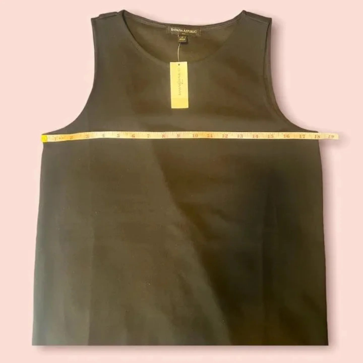 Banana Republic Sleeveless Blouse, Size M image indicator(4)