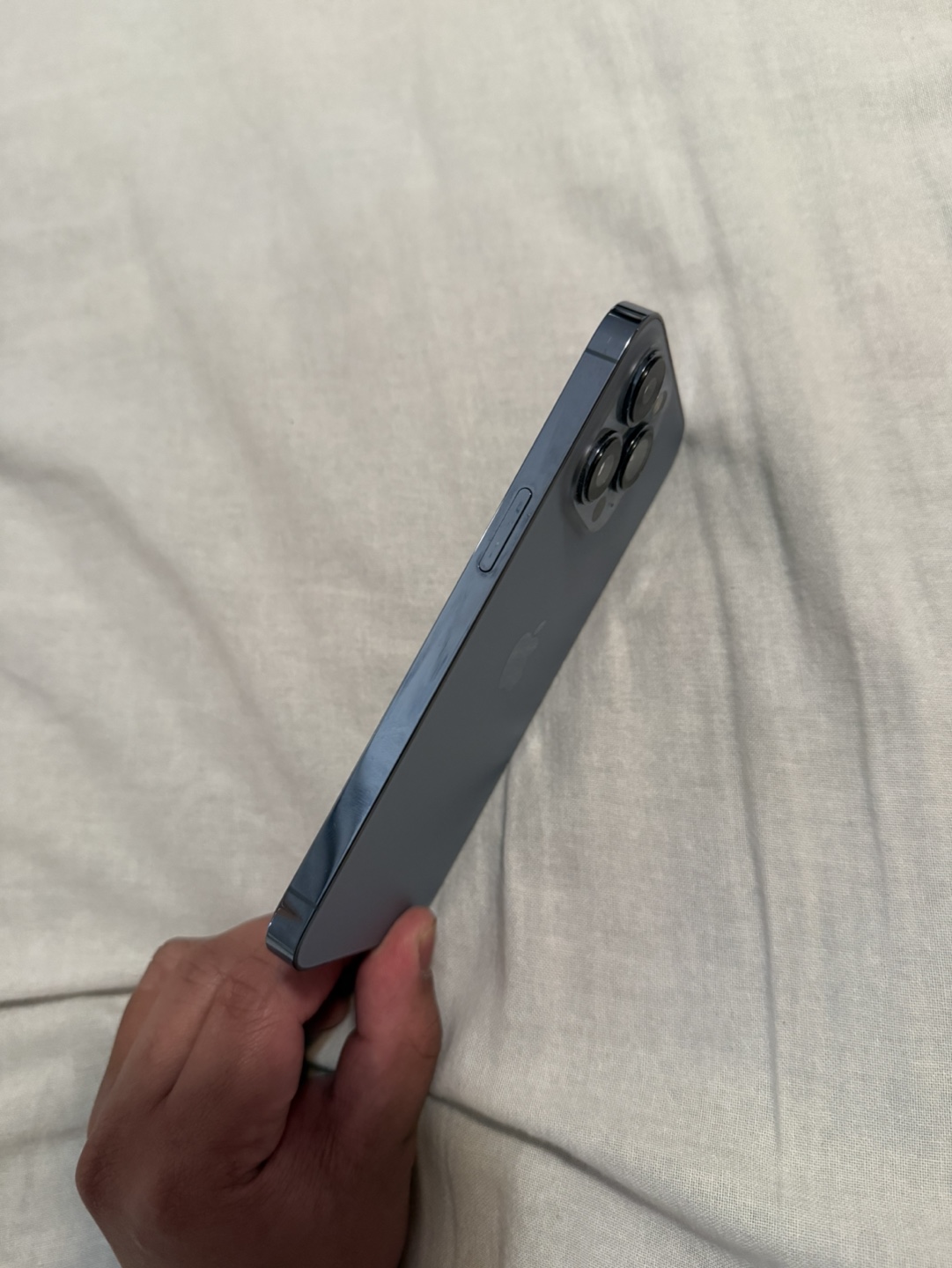 iPhone 13 pro 1TB Sierra Blue - Excellent Condition - photo 4