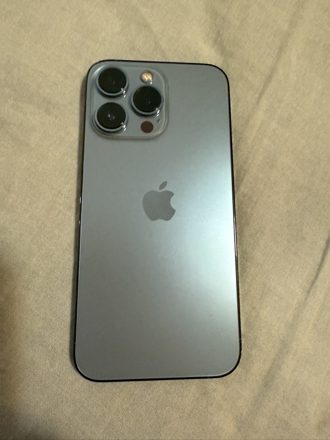 iPhone 13 pro 1TB Sierra Blue - Excellent Condition