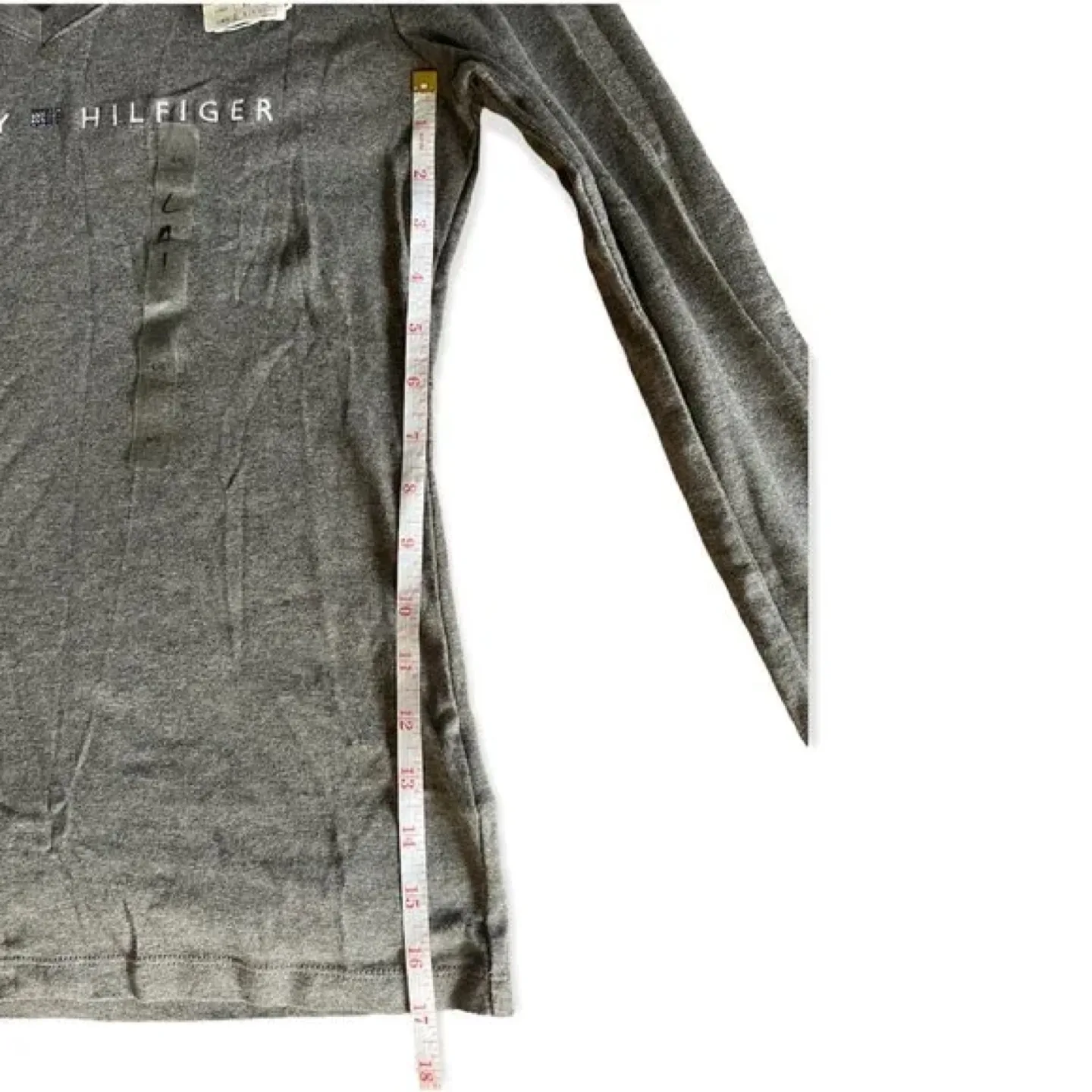 Tommy Hilfiger Women's Long Sleeve V-Neck T-Shirt - Size L/G image indicator(3)