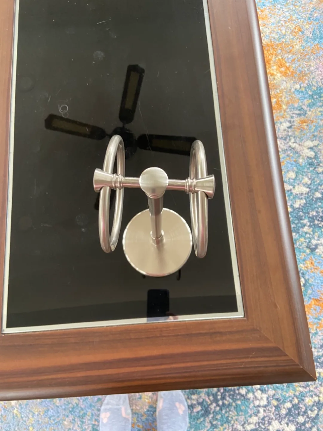 Freestanding Brushed Nickel Towel Ring Holder image indicator(2)