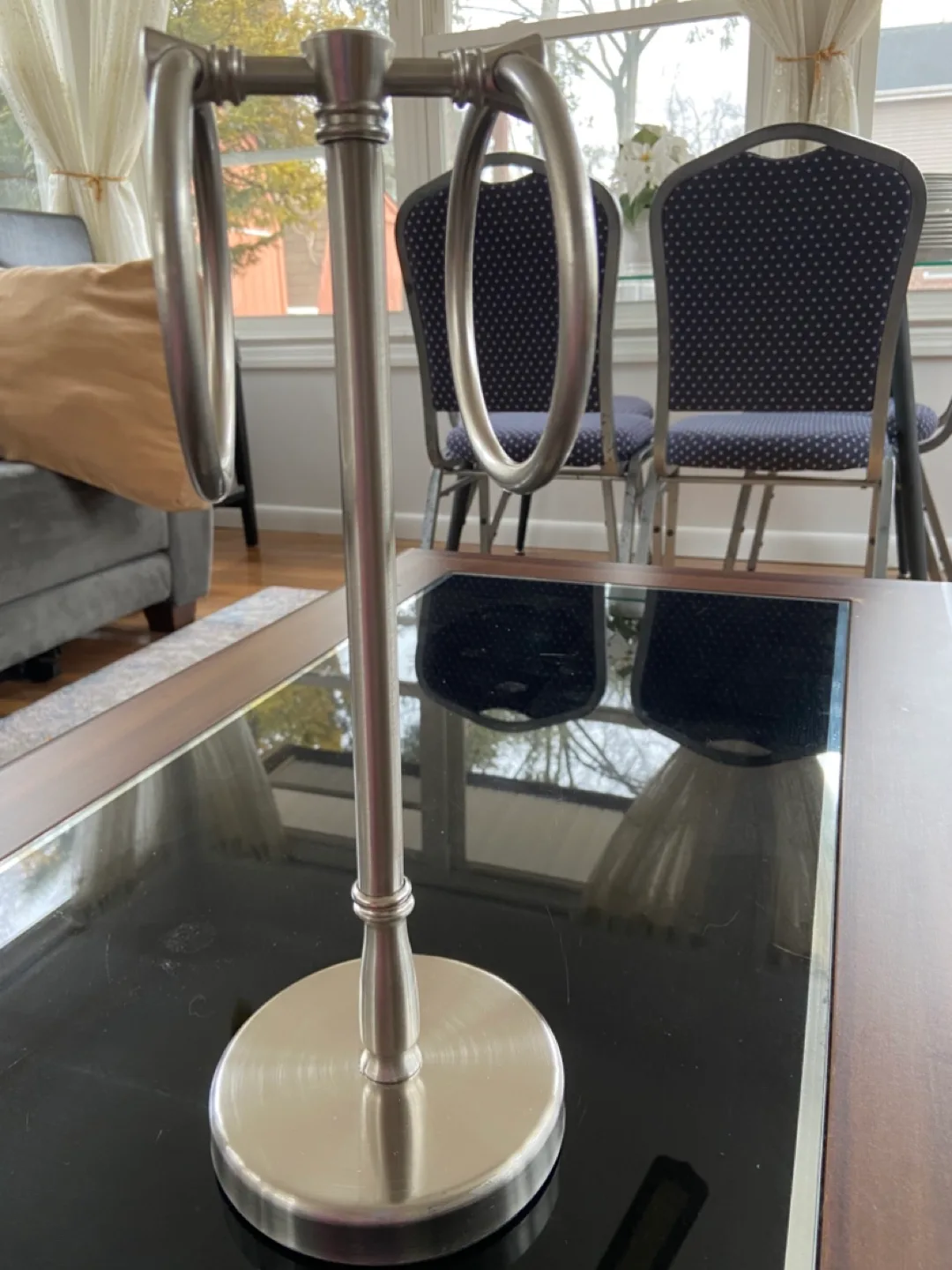 Freestanding Brushed Nickel Towel Ring Holder image indicator(3)