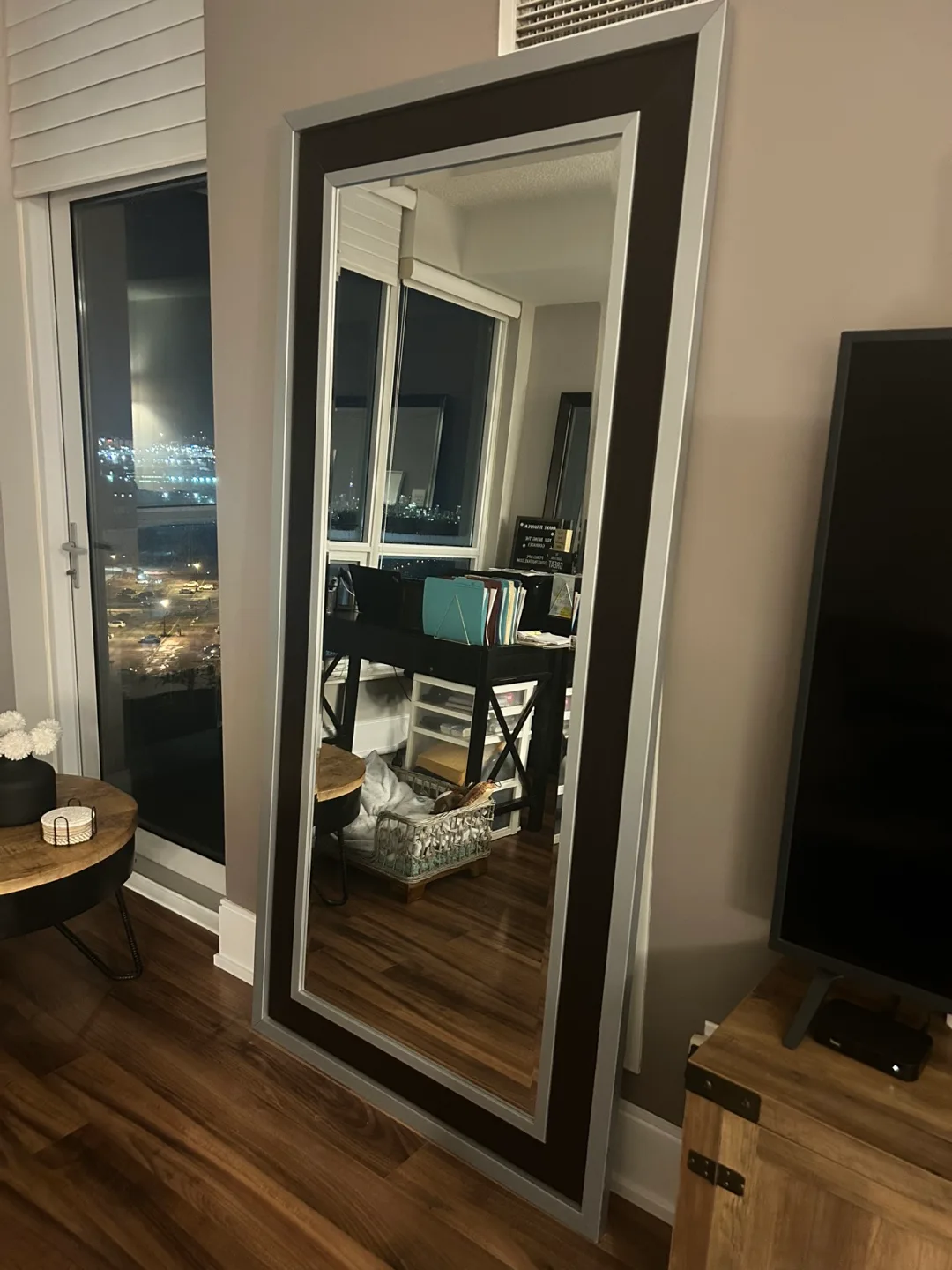 Full-Length Floor Mirror with Modern Frame image indicator(2)